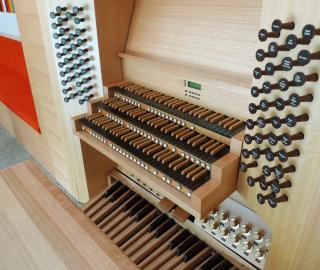 the Housemuseum concert pipe organ